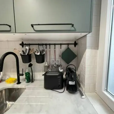 Rs2e New Ac! My Happy Place-1br Apartman